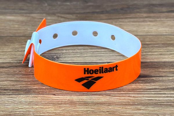 Reflecterend oranje polsbandje van vinyl, voor de gemeente Hoeilaart